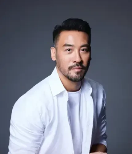 Harry Man Headshot (1).png