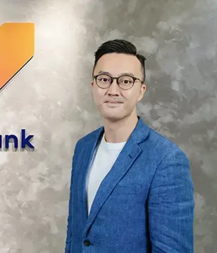 Tat Lee Headshot WeLab Bank (1)_0.jpg